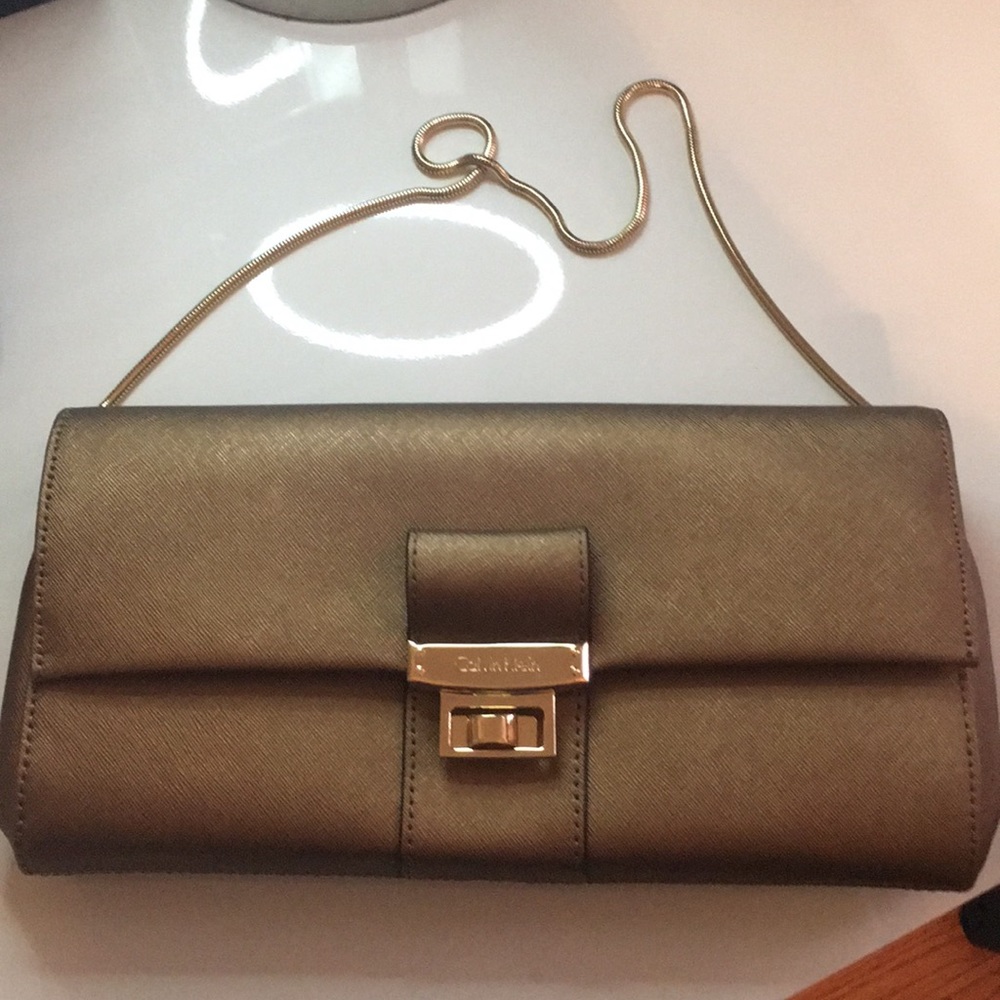 SOLD♥️ CK Clutch
